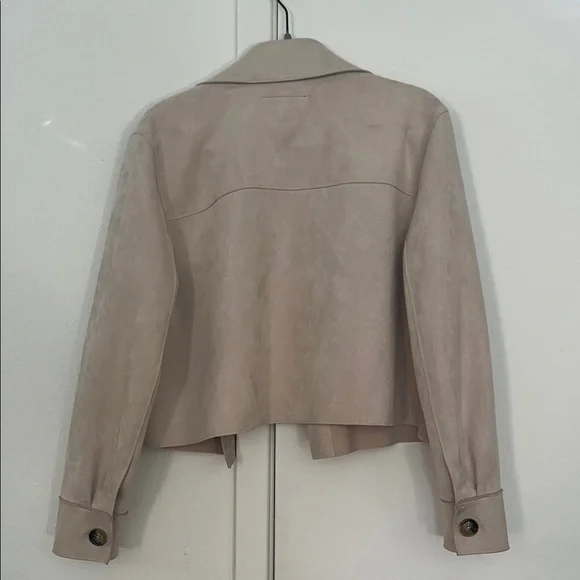 Banana Republic Women's Beige Suede Jacket - Picture 4 of 4